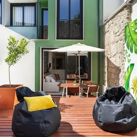 Janika's Patio Apartamento